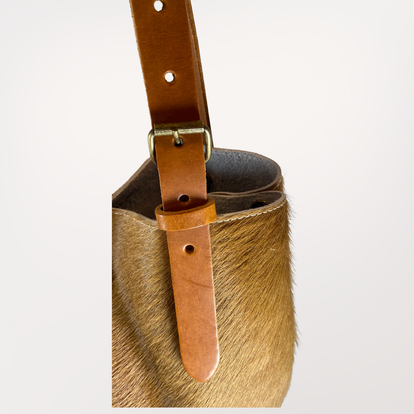 SAC CABAS PEAU DE VACHE NATURELLE COGNAC