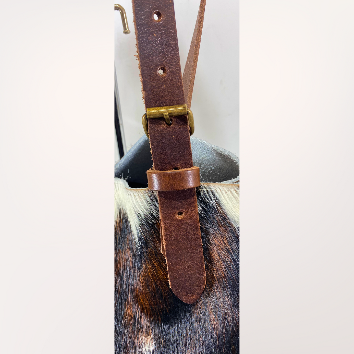 SAC CABAS PEAU DE VACHE NATURELLE NORMANDE 16