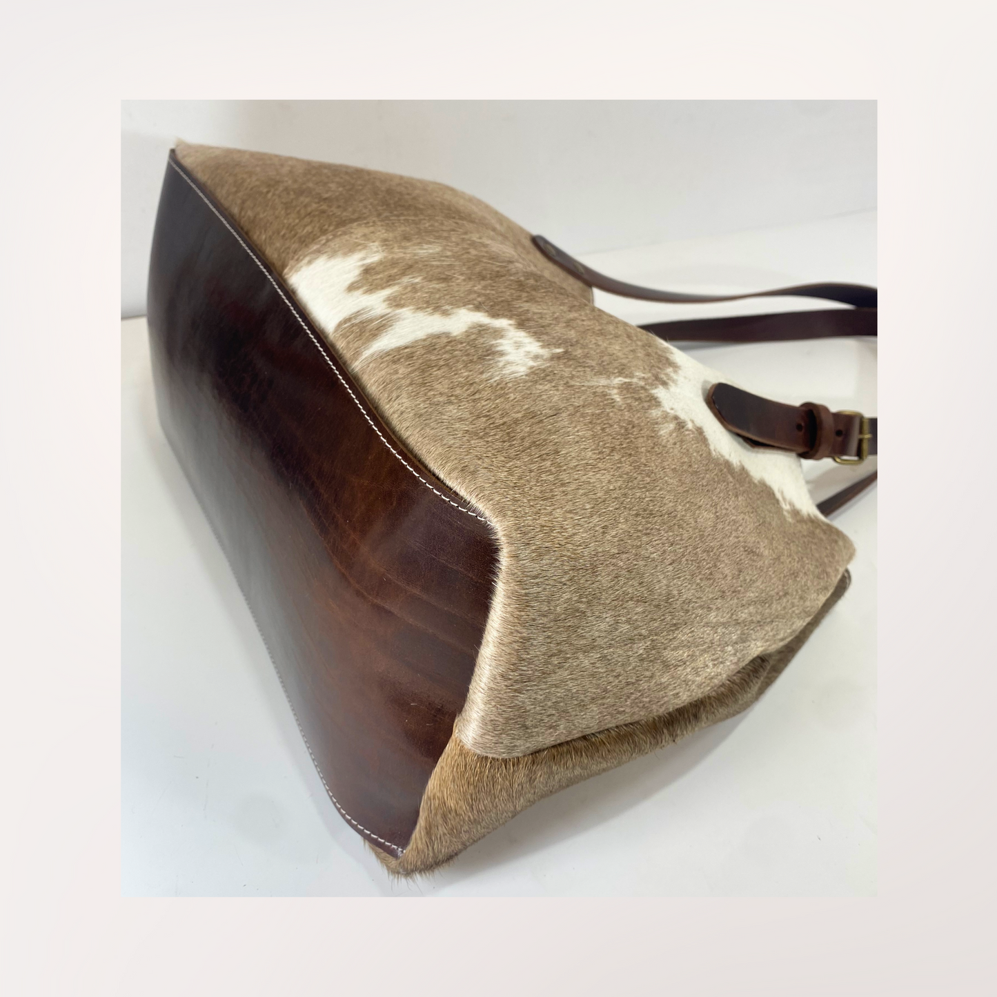 SAC CABAS PEAU DE VACHE NATURELLE BROWN SWISS 7