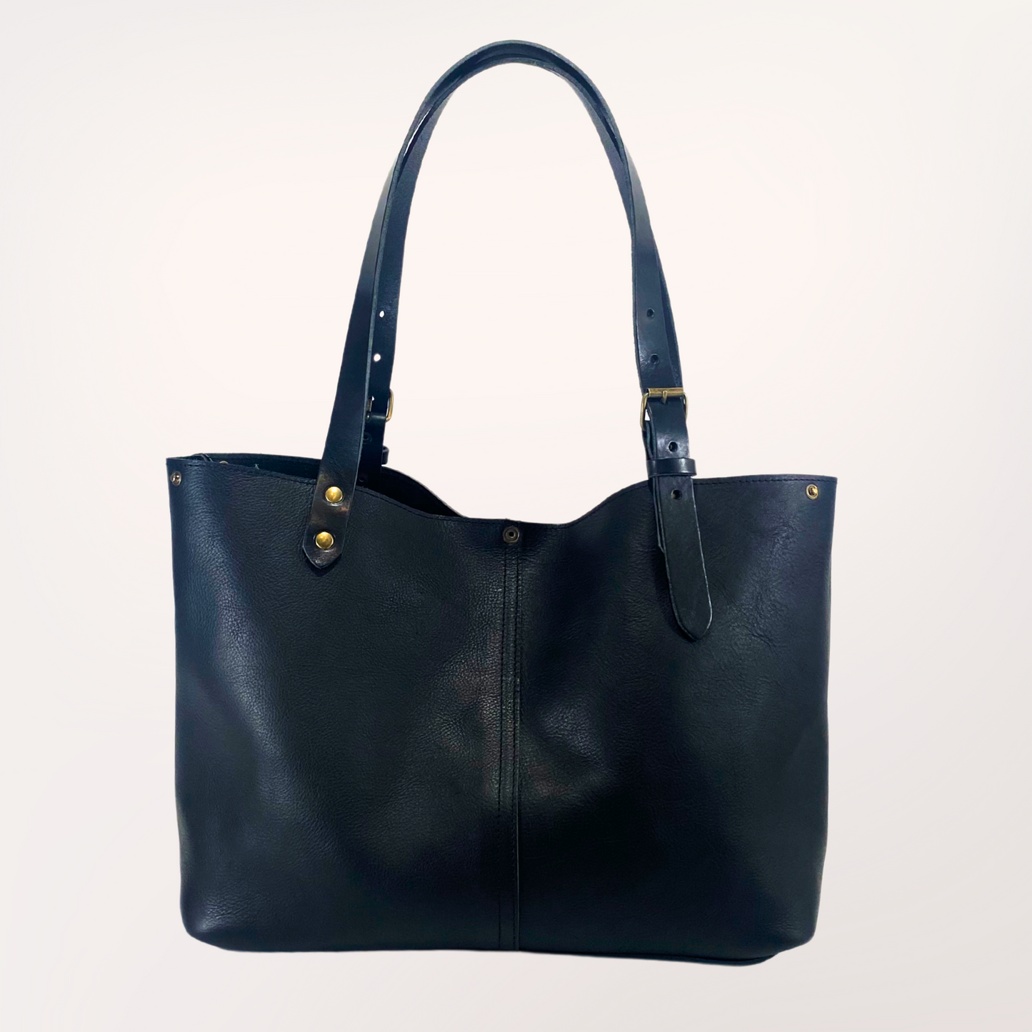 cuir tannage vegetal noir