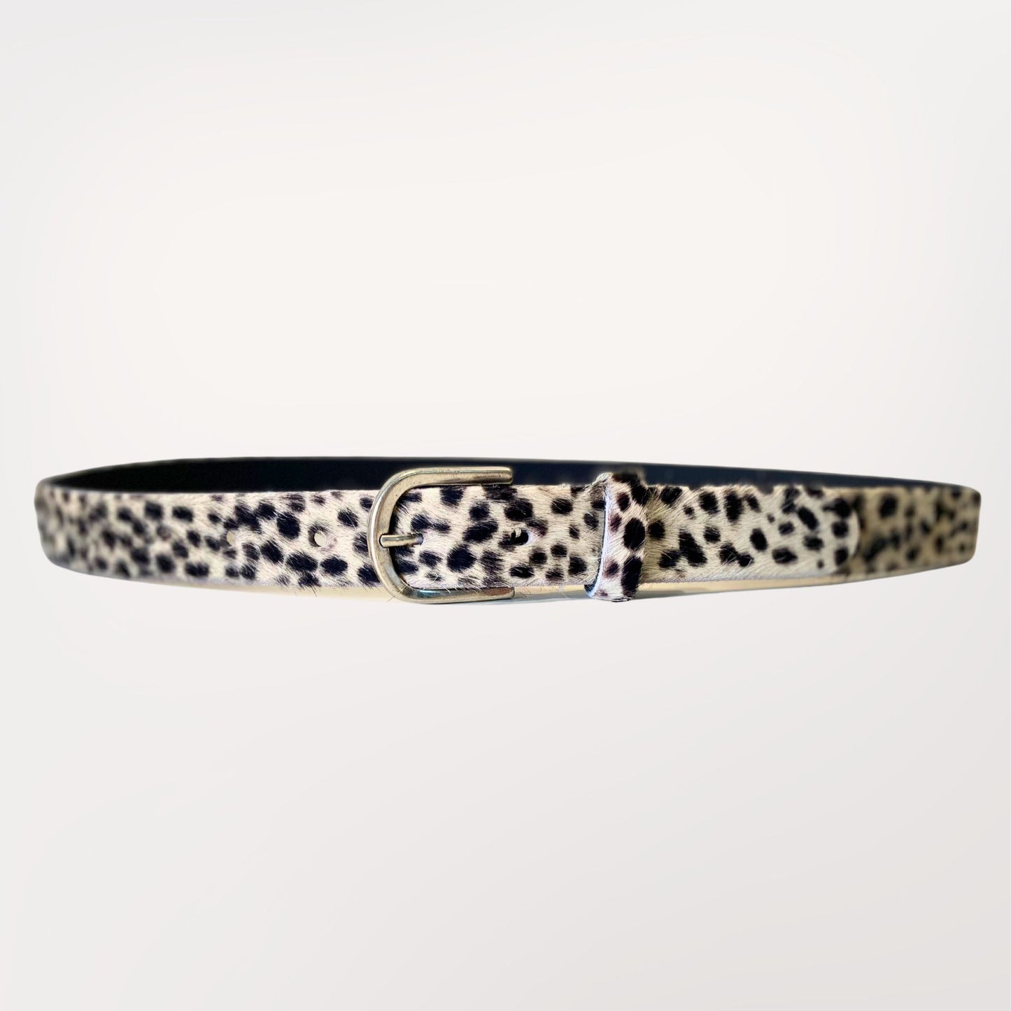 ceinture cuir imprtimée panthère des neige 3 cm boucle effet argent