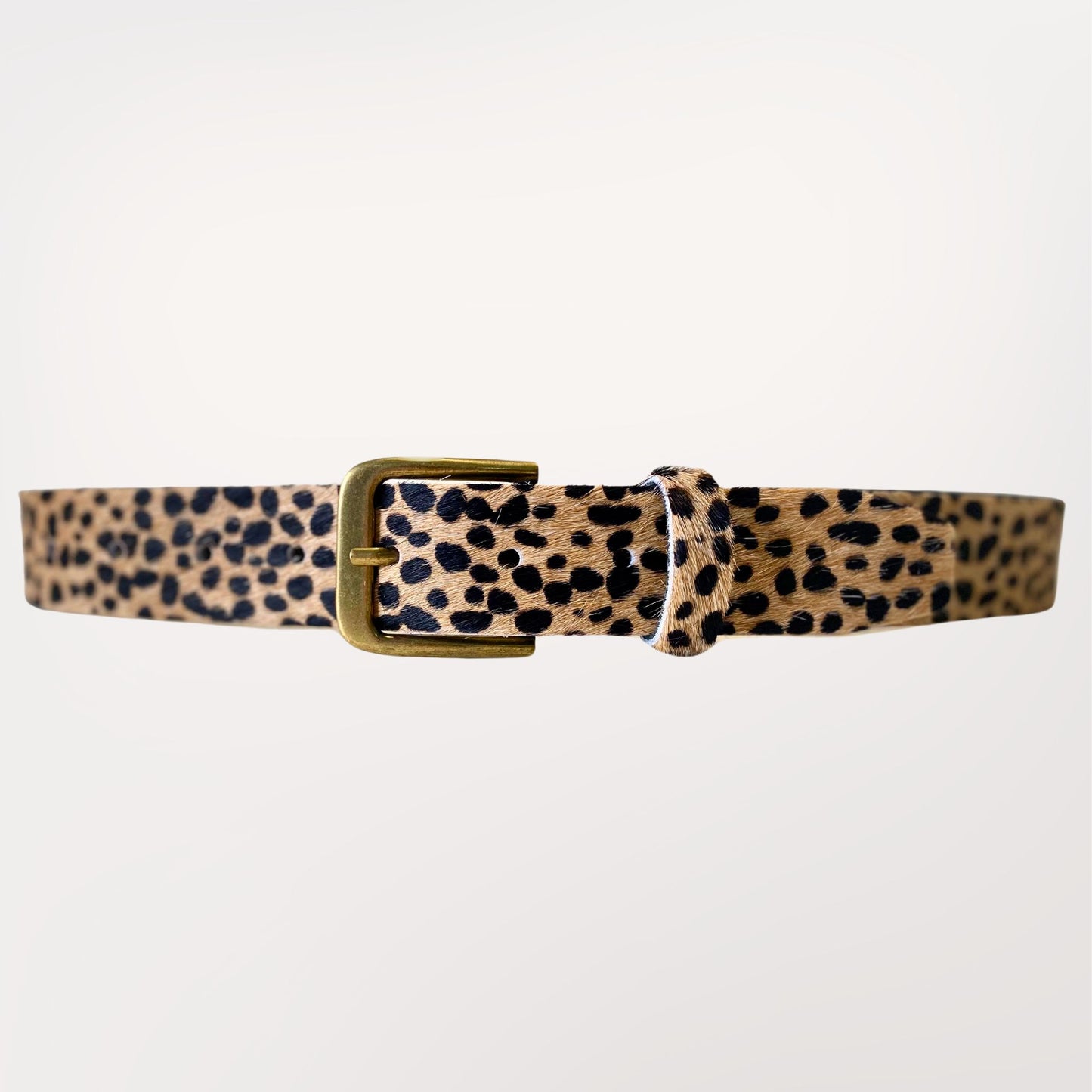 ceinture peau de vache imprimée façon panthère léopard boucle effet laiton