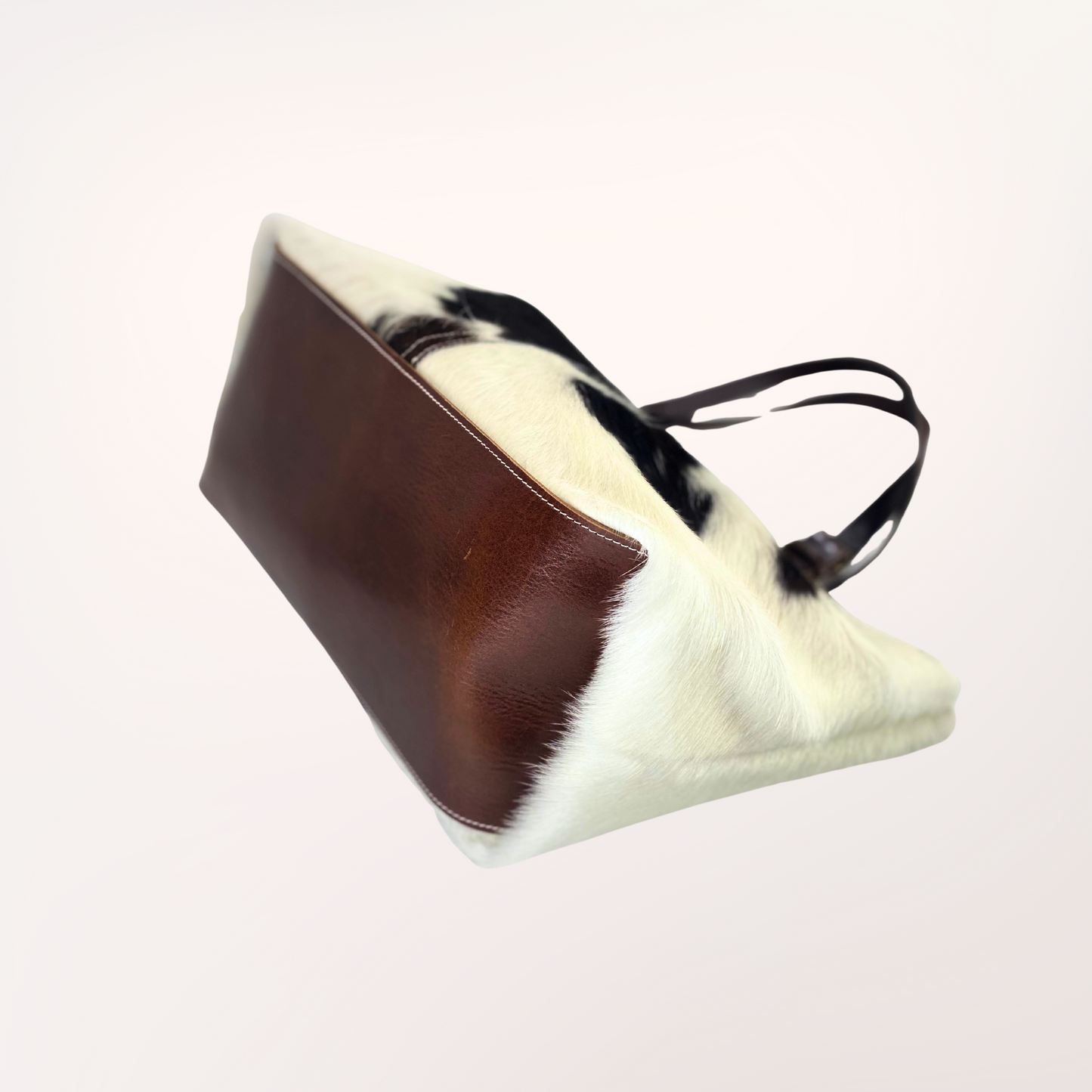 SAC CABAS PEAU DE VACHE NATURELLE NORMANDE #27/047
