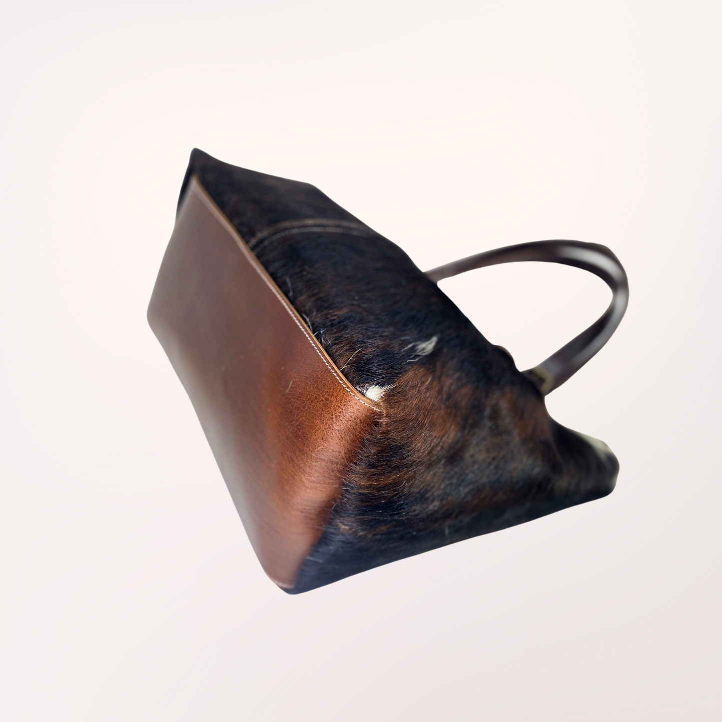 SAC CABAS PEAU DE VACHE NATURELLE NORMANDE #27/048