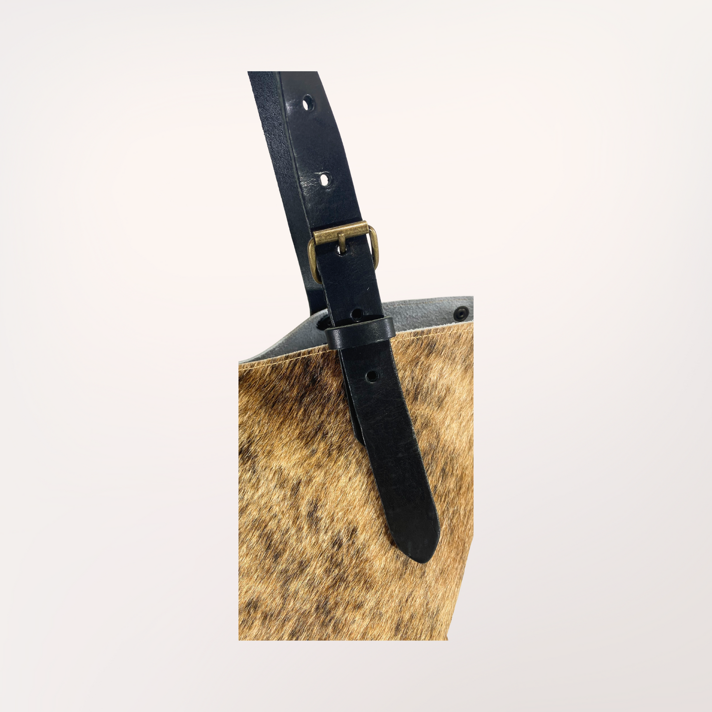 SAC CABAS PEAU DE VACHE NATURELLE SAÏNATA 2