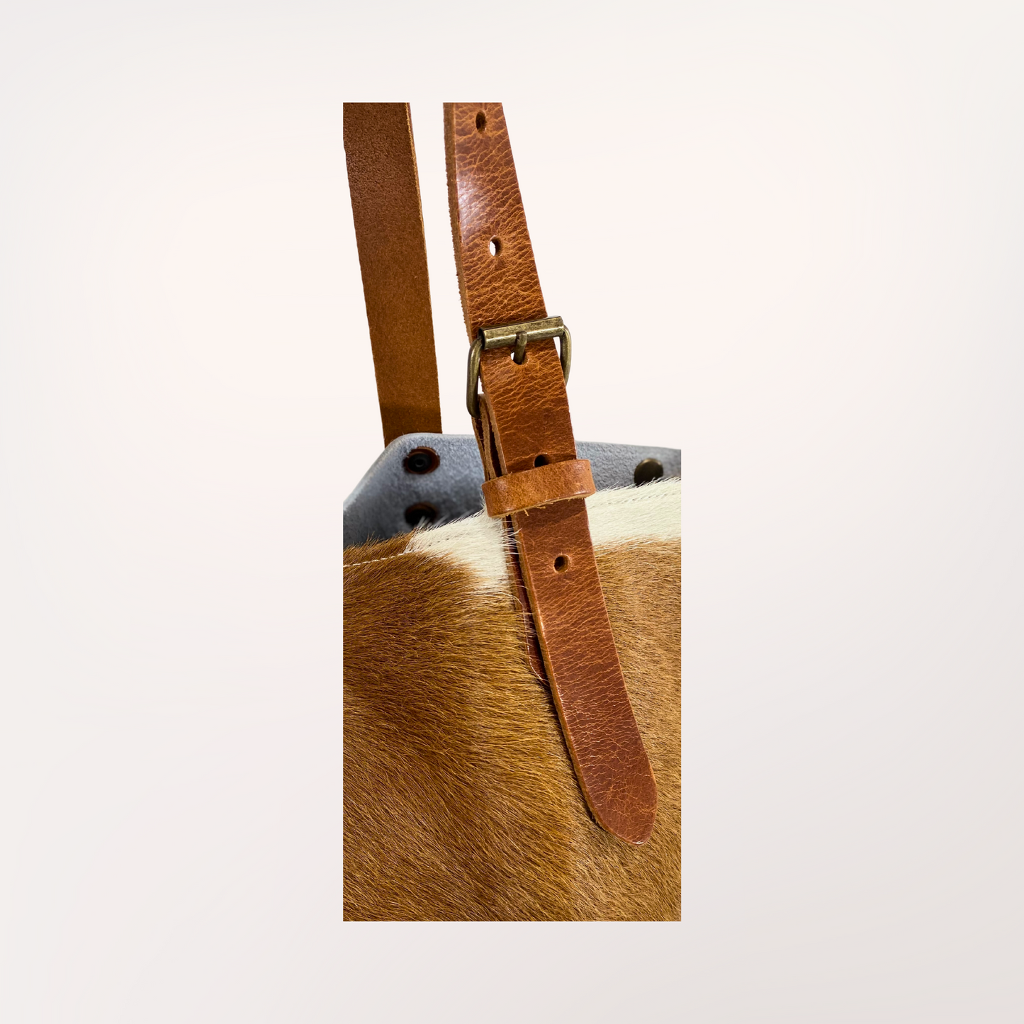 SAC CABAS PEAU DE VACHE NATURELLE MONTBELIARDE 27/025