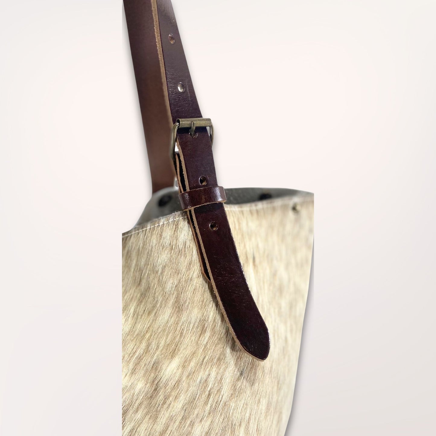 SAC CABAS PEAU DE VACHE NATURELLE BROWN SWISS #27/106