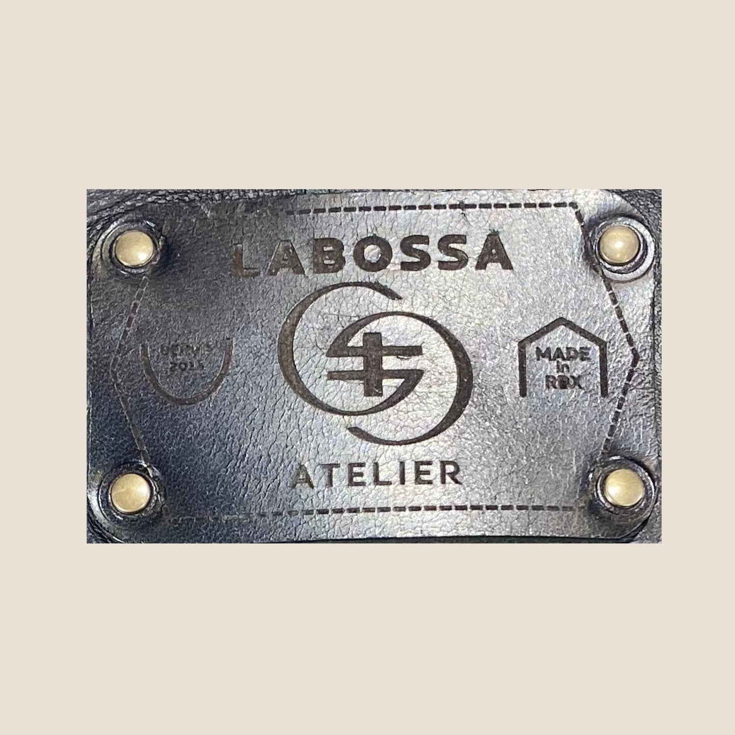 Détail pression et intérieur brut du cabas cuir noir — Labossa Roubaix