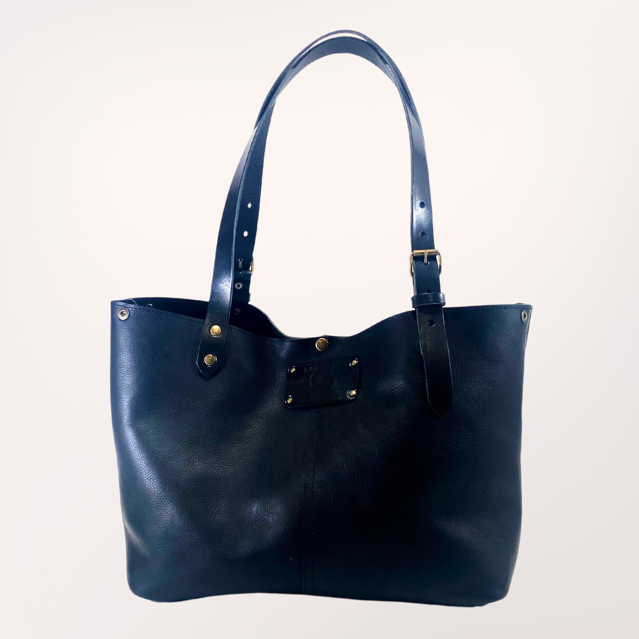 cuir tannage vegetal noir