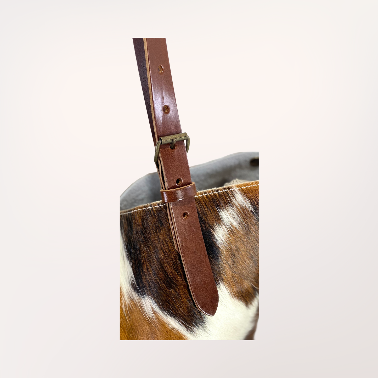 SAC CABAS PEAU DE VACHE NATURELLE NORMANDE #13/056