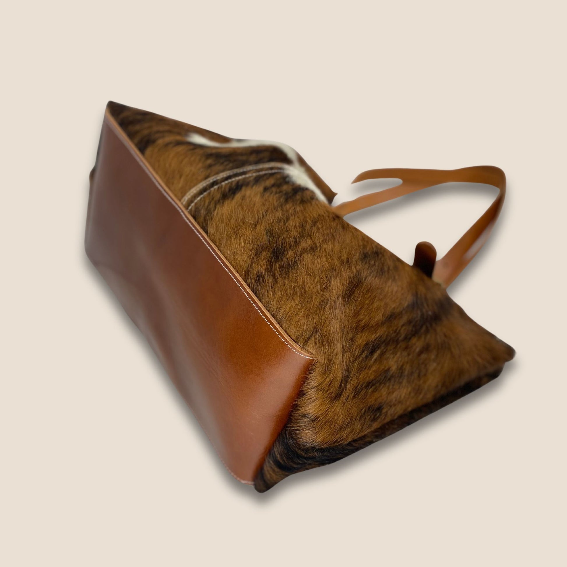 Fond en cuir box cognac du cabas Normande #13/114, épaisseur 3 mm
