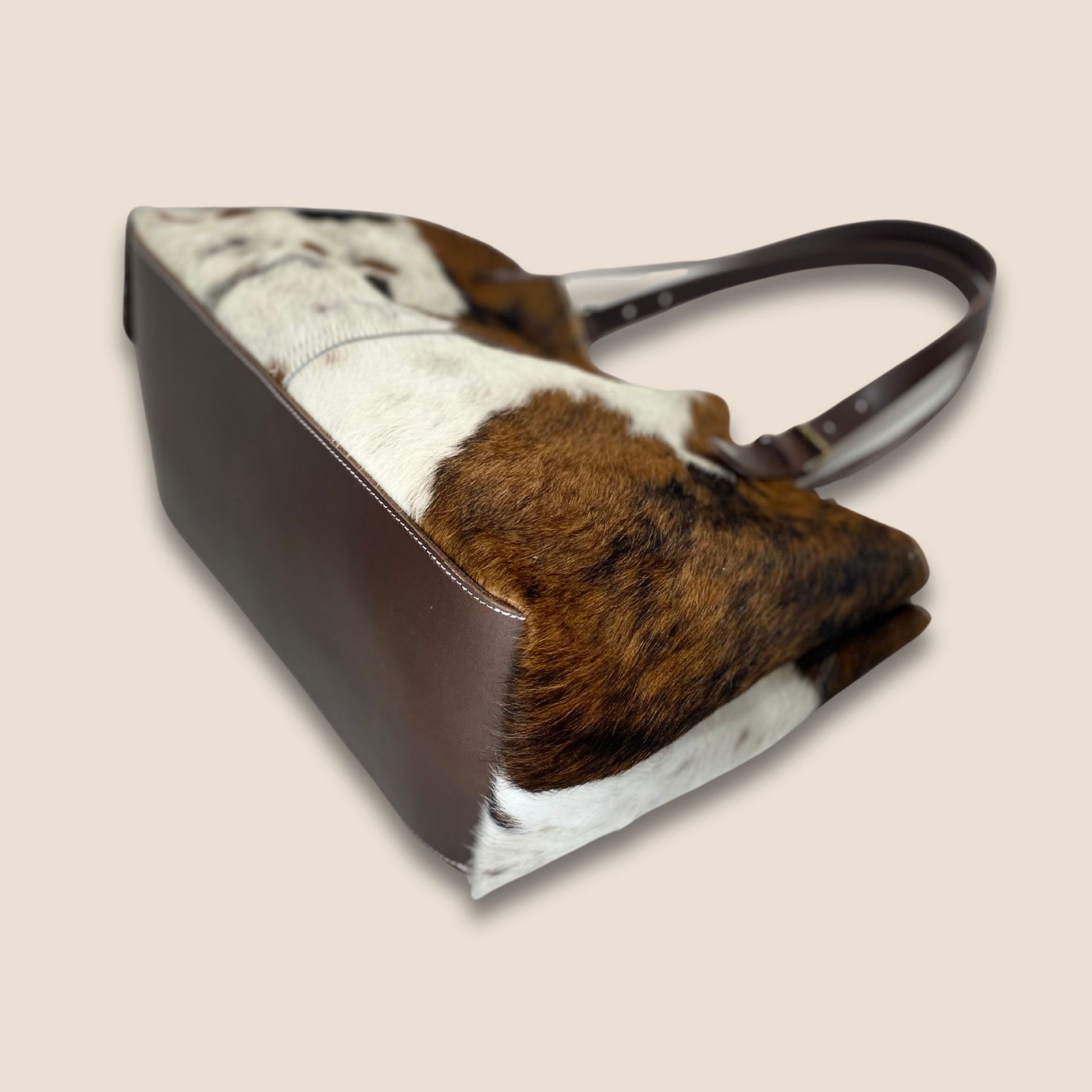 Fond du cabas Normande en cuir chocolat renforcé 2 mm – robustesse artisanale Labossa