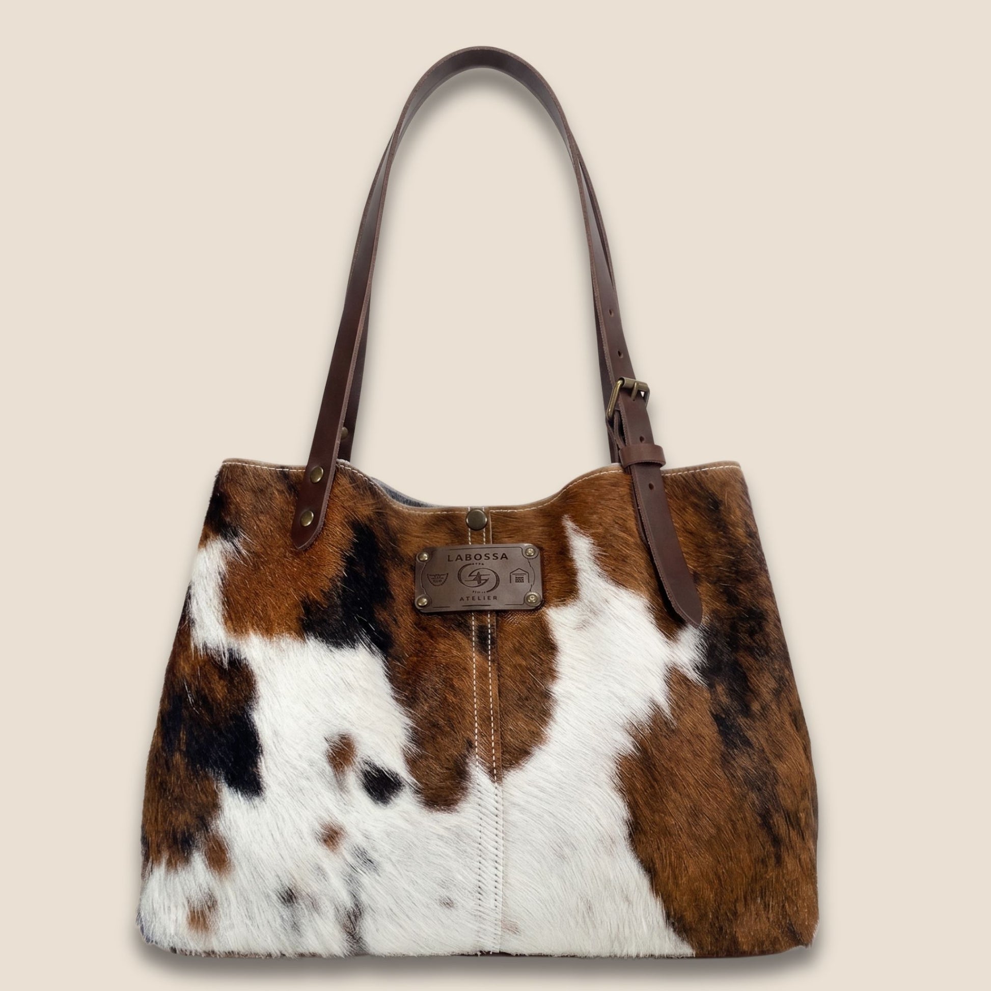 Cabas artisanal Normande chocolat, vue de face rapprochée – robe naturelle authentique