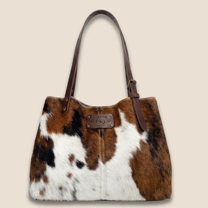 Cabas artisanal Normande chocolat, vue de face rapprochée – robe naturelle authentique