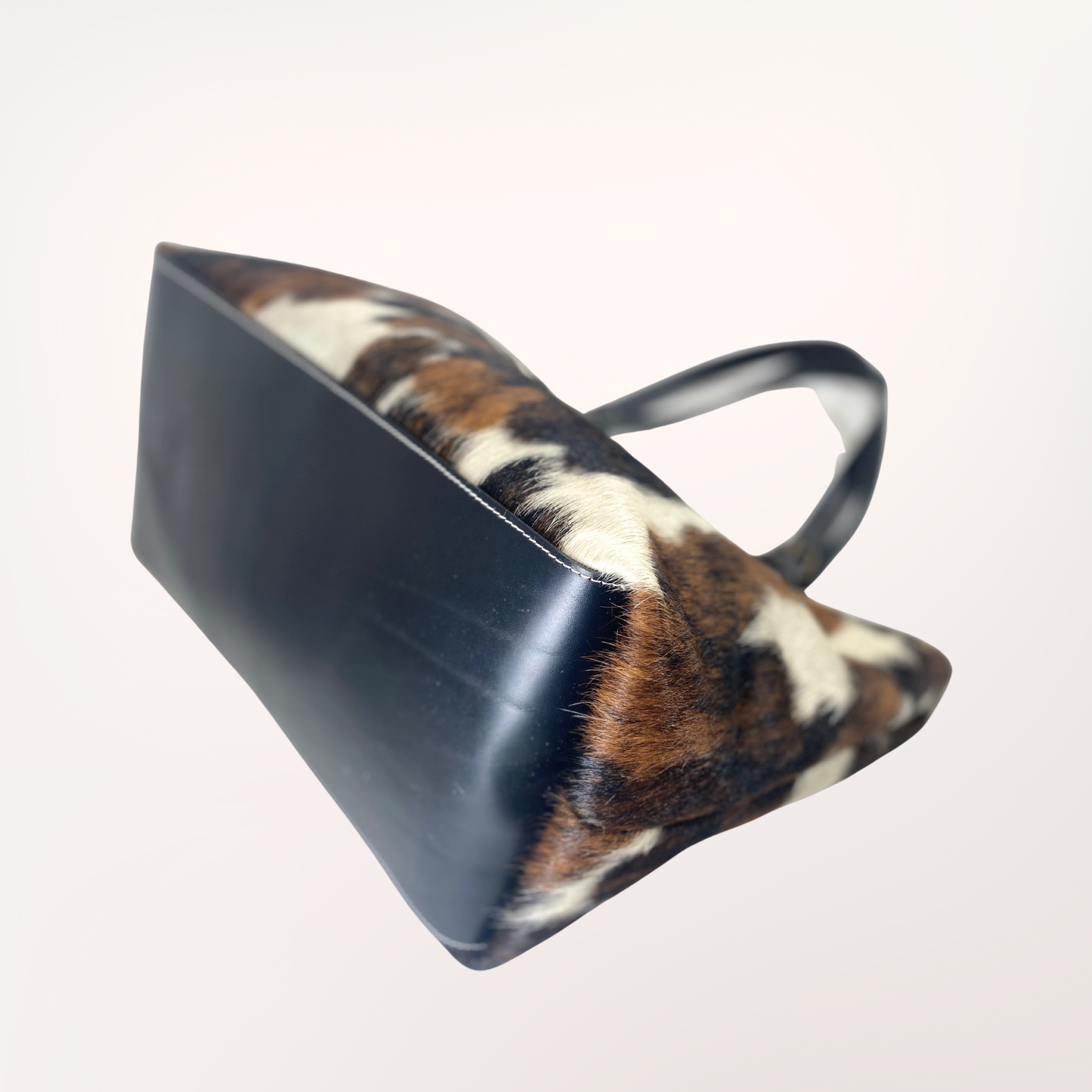 SAC CABAS PEAU DE VACHE NATURELLE NORMANDE #27/066