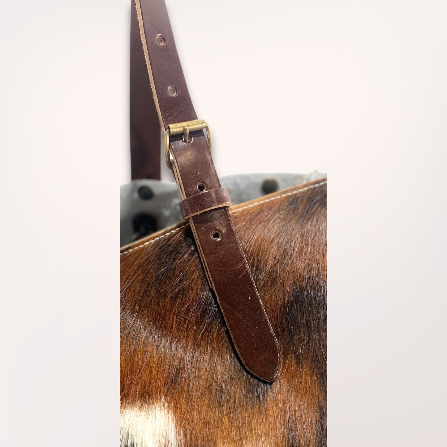 SAC CABAS PEAU DE VACHE NATURELLE NORMANDE #27/114