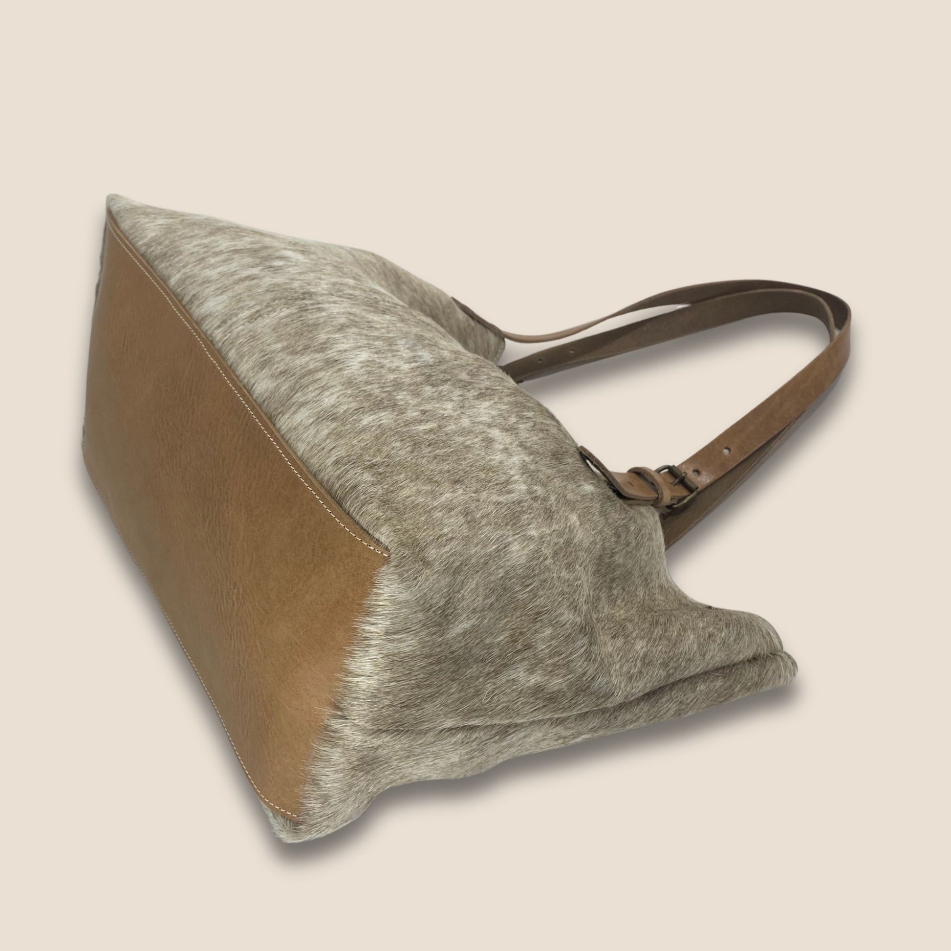 Fond en cuir naturel du cabas Brown Swiss #27/131 – renfort 2 mm – Labossa Atelier