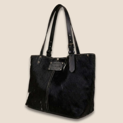 Cabas peau de vache Holstein #13/130 – vue de profil – Labossa Atelier