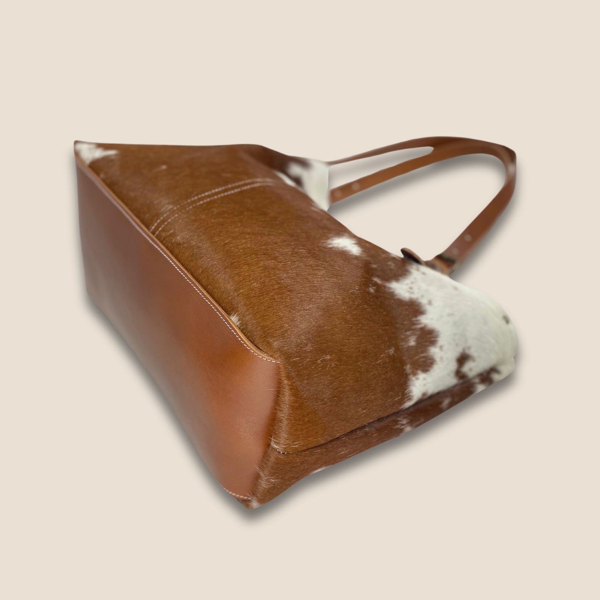 Fond en cuir box 2 mm cognac – cabas Montbéliarde N°27/133 Labossa Atelier