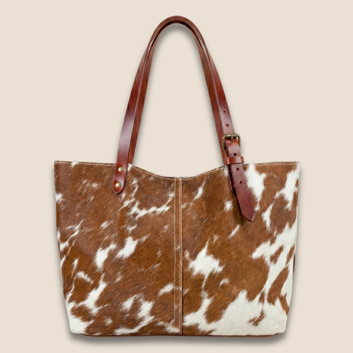Cabas peau de vache Montbéliarde N°27/134 – vue de dos – Labossa Atelier