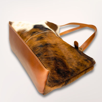 Cabas artisanal Labossa modèle 27111 en peau de vache normande fond
