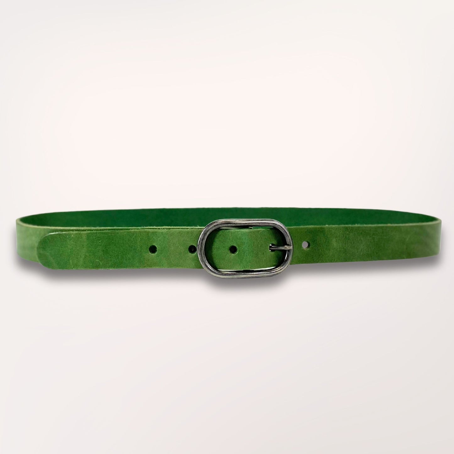 Ceinture en cuir véritable vert séquoia Labossa 30mm avec boucle argentée, artisanat français.