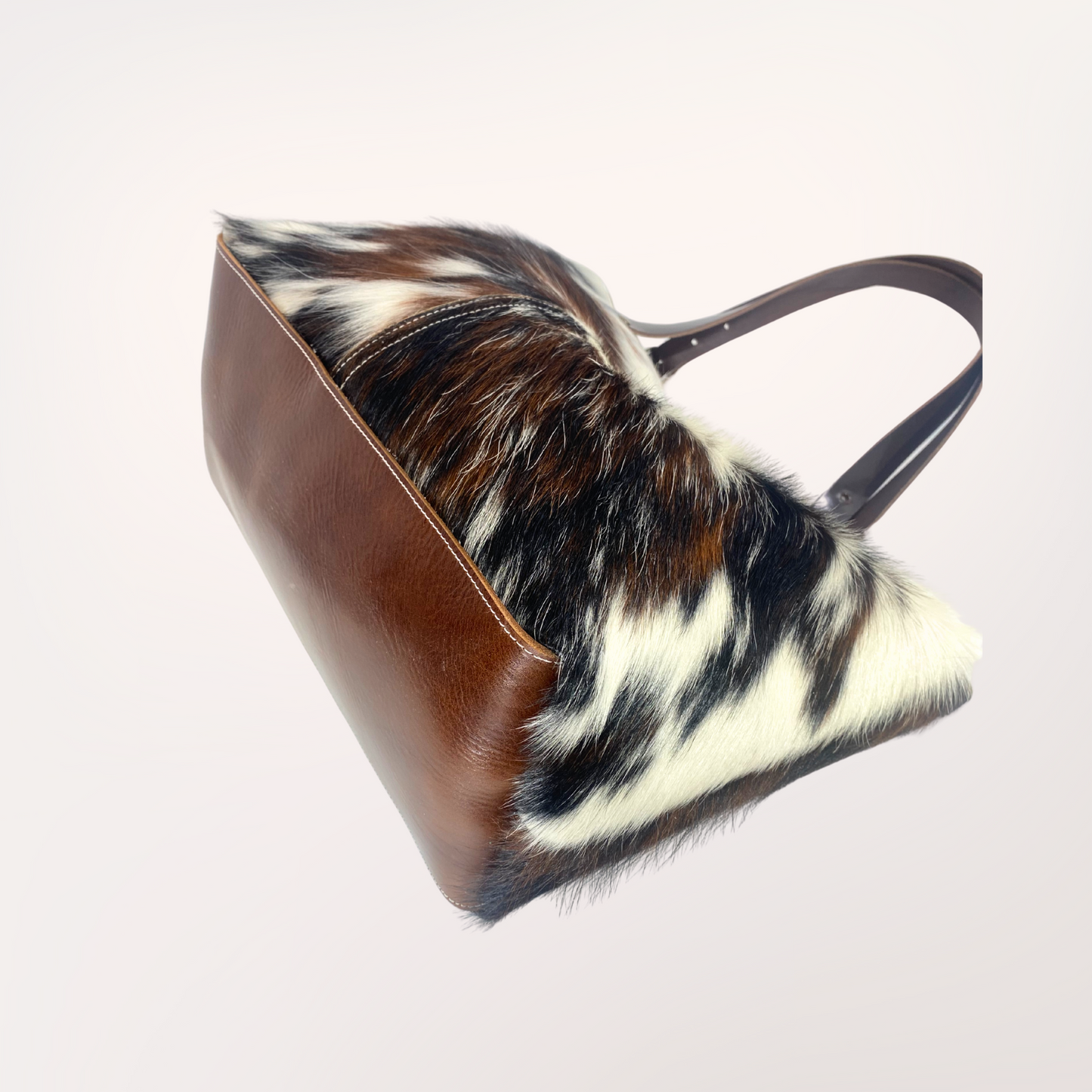 SAC CABAS PEAU DE VACHE NATURELLE NORMANDE #27/050